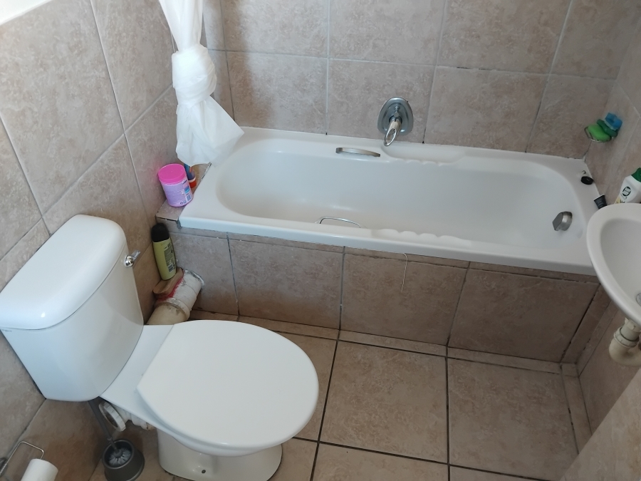 0 Bedroom Property for Sale in Maitland Western Cape